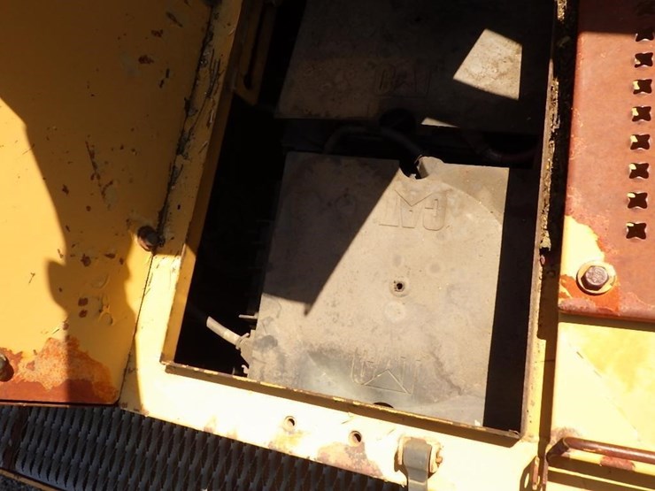 caterpillar-325l-image-30