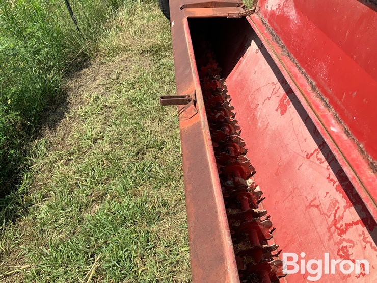 international-mccormick-no.-7-drop-spreader-image-9