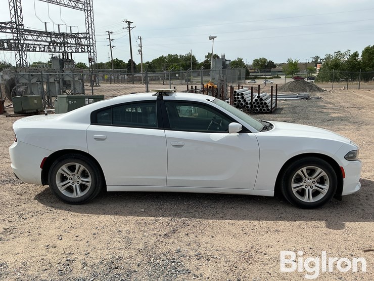 2018-dodge-charger-sxt-police-interceptor-4-door-sedan-image-4