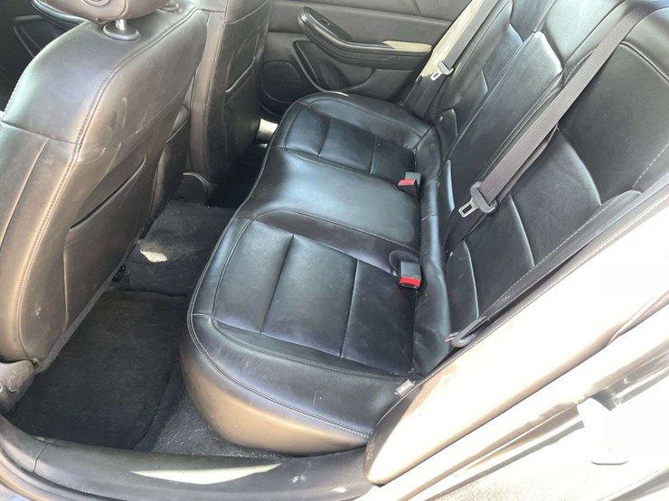 2015-chevrolet-malibu-4-door-sedan-(206,870-miles)-image-14