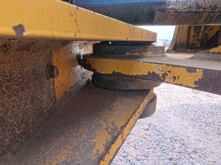 2006-deere-544j-image-85