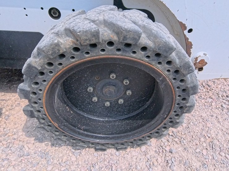 2008-bobcat-s175-image-18