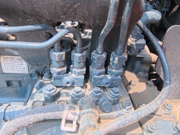 2008-bobcat-s175-image-27