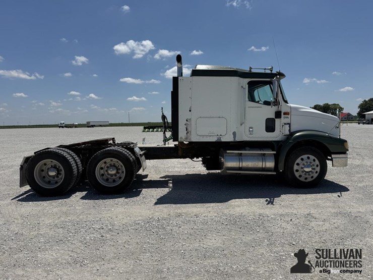 2002-international-9200i-image-4