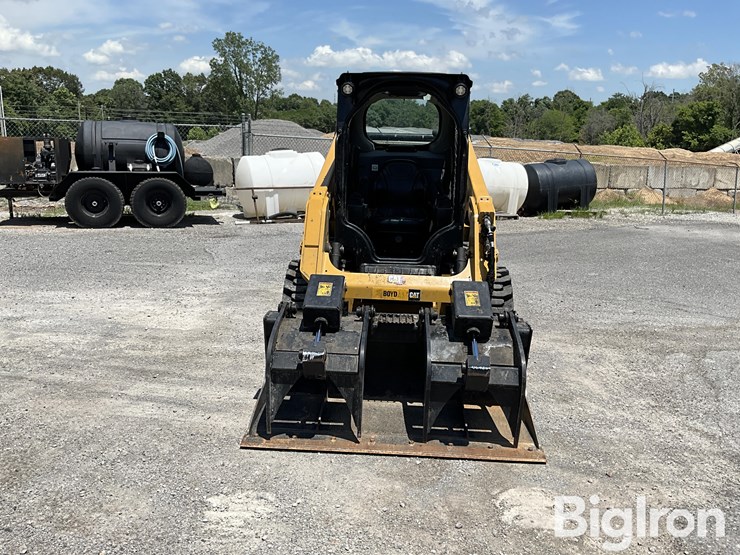 2023-caterpillar-232d3-image-2