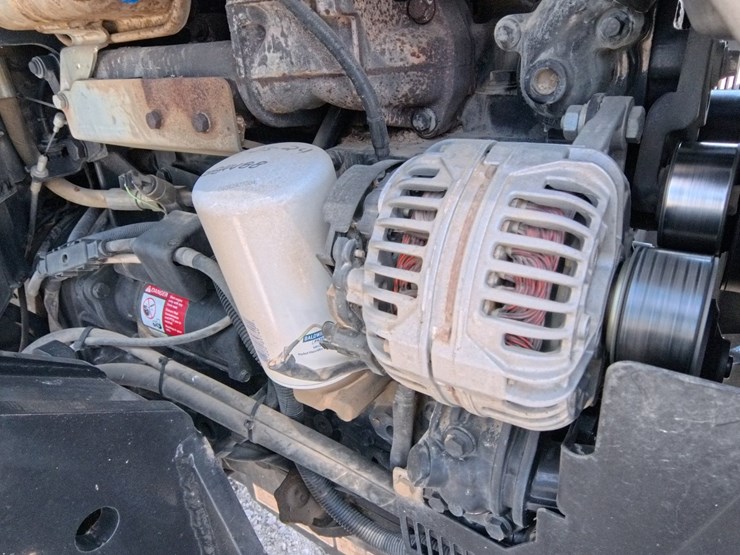 2004-new-holland-tl100a-image-84