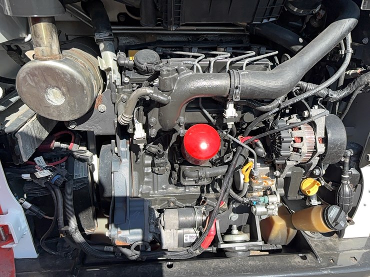 2019-bobcat-t450-image-13