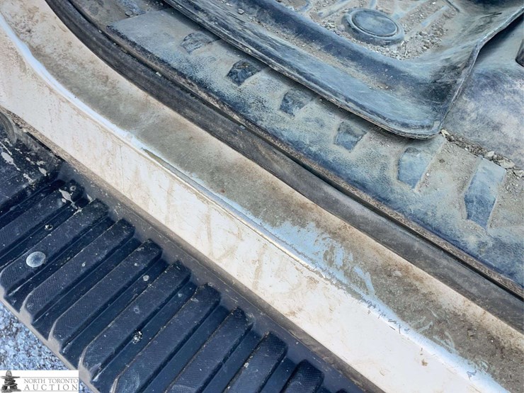 2017-ford-f150-image-29