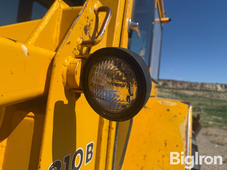 1984-deere-310b-image-16