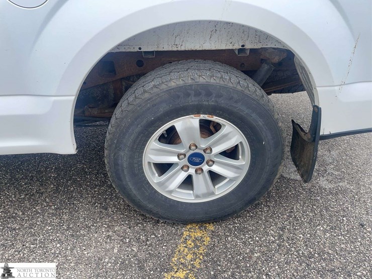 2017-ford-f150-image-18