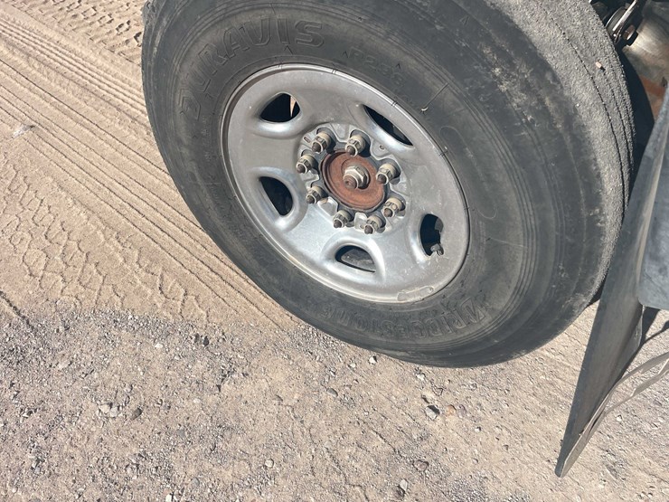 2002-chevrolet-2500hd-image-9