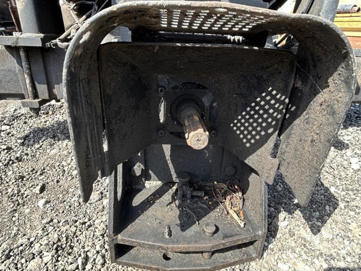 new-holland-t4030-image-10