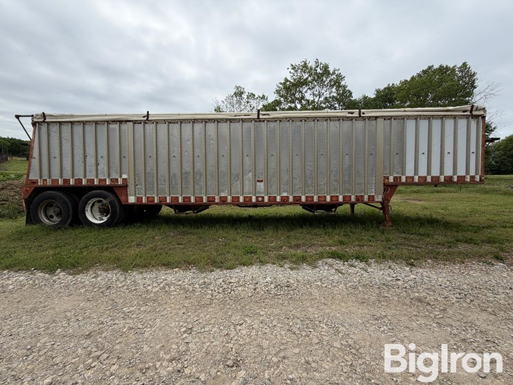 1989-hobbs-grain-trailer-image-4