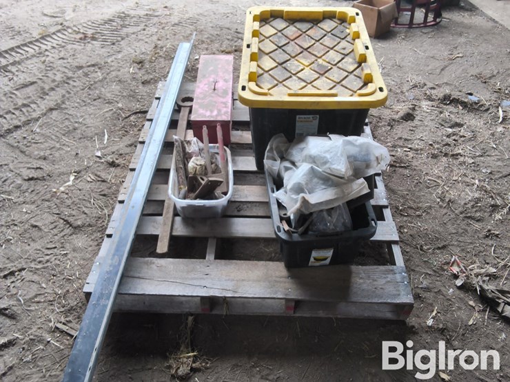 case-misc-planter-parts-image-2