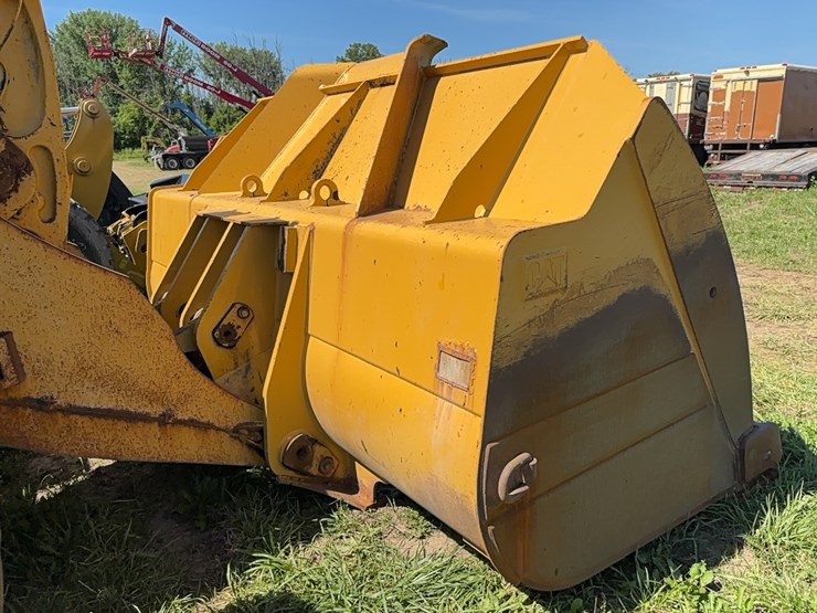 caterpillar-982m-image-9