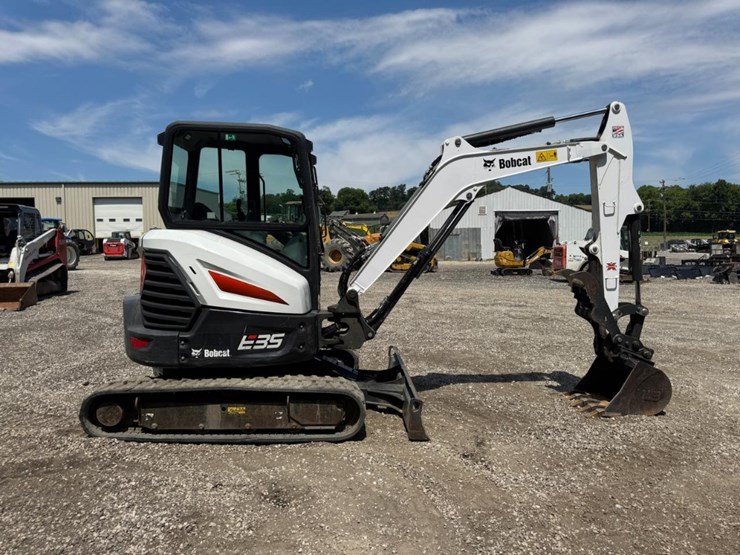 2021-bobcat-e35i-image-7