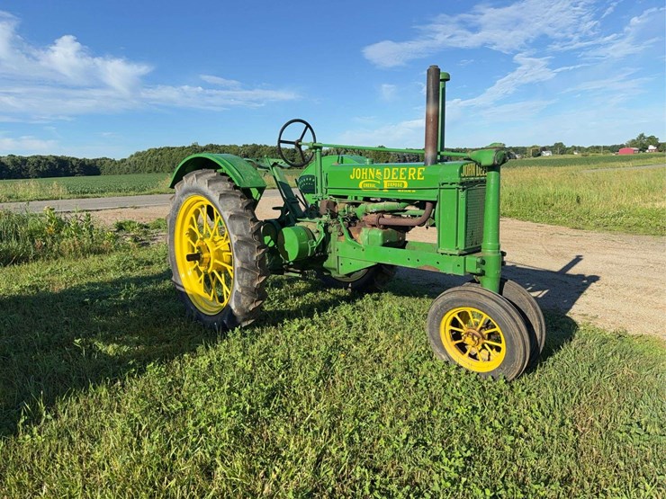 john-deere-model-b-image-3