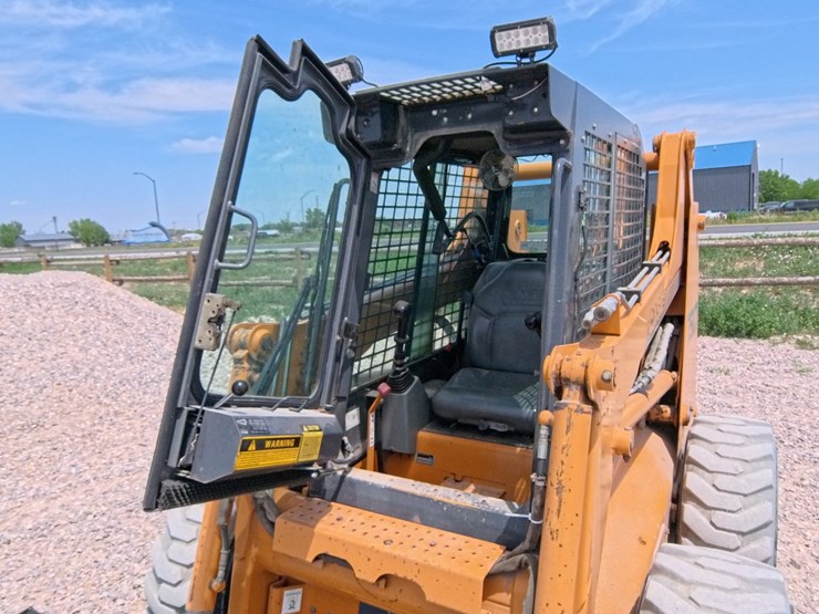 case-75xt-image-38