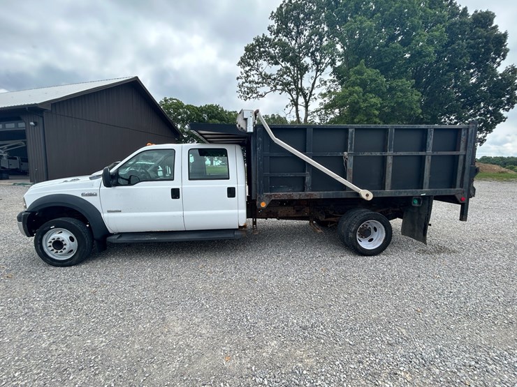 2006-ford-f450-image-3