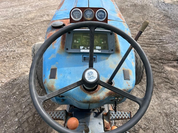 ford-7610-image-22