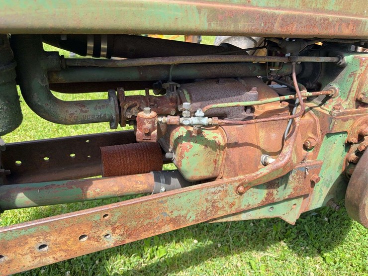 john-deere-model-b-image-10