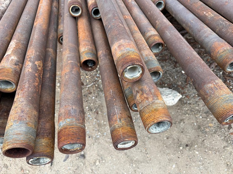 (2,610-ft.-x-$)-(87-jts)-2-3/8”-tubing-pipe-image-3