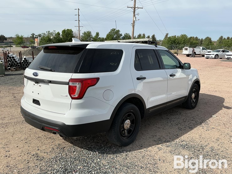 2016-ford-explorer-police-interceptor-image-5