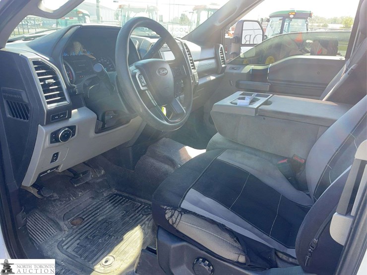 2020-ford-f250-image-11