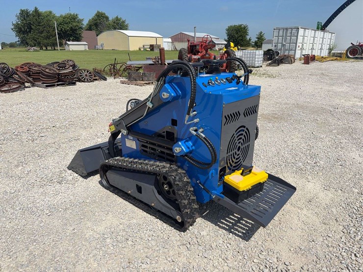 2026-zjg-zj-380-tracked-mini-skid-steer-loader-image-4