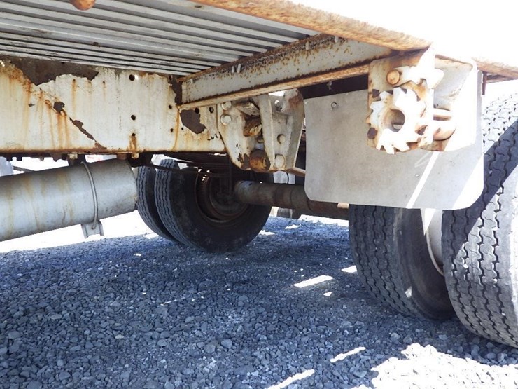 2004-asve-16'-t/a-flatbed-trailer-image-10