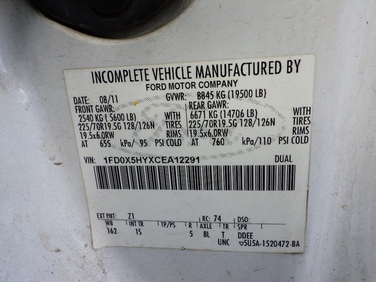 2012-ford-f550-image-37