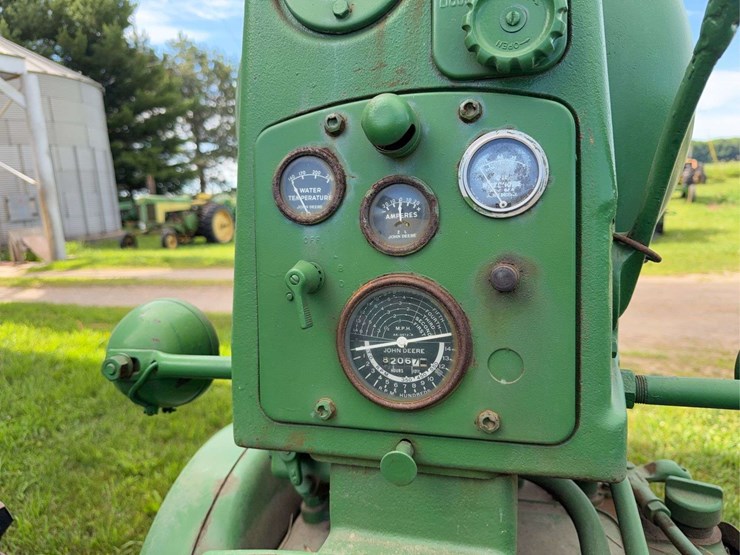 john-deere-620-image-13