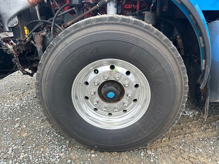 2013-kenworth-t800-image-85
