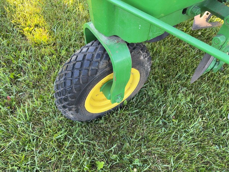 john-deere-hn-image-13