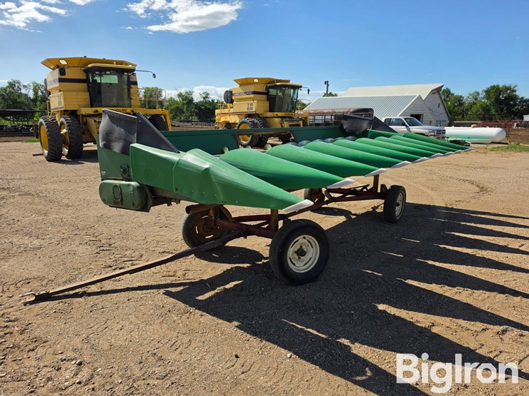 1981-john-deere-843-image-3
