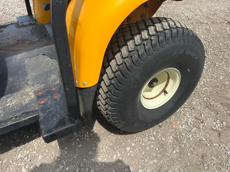cub-cadet-big-country-image-13