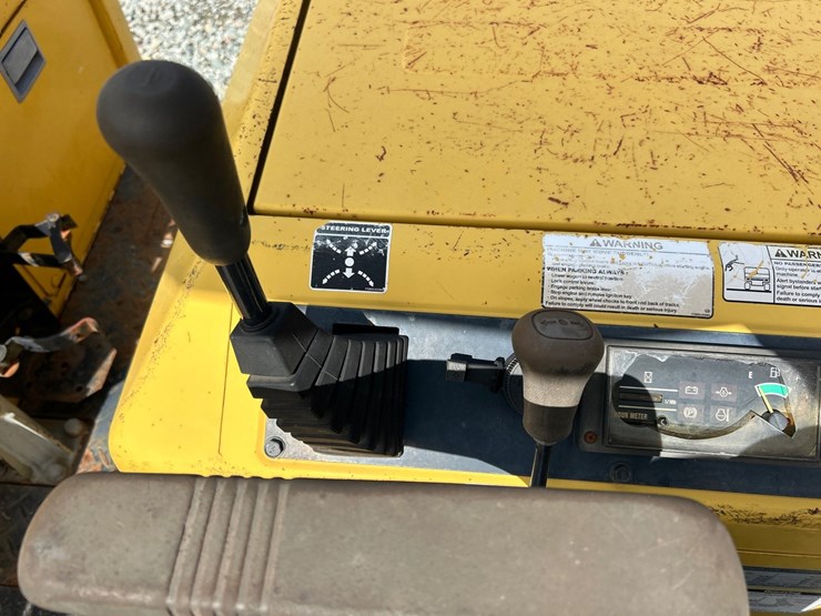 2013-yanmar-c30-image-32