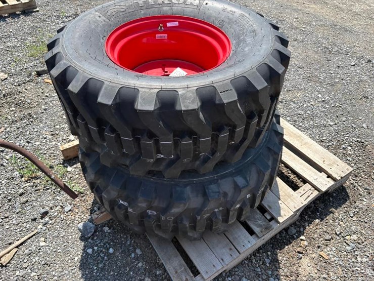 tiron-350/70-17.5-skid-ser-tires-(pair)-image-1