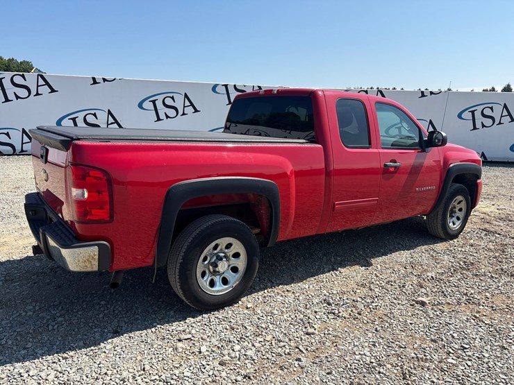2011-chevrolet-1500-image-5