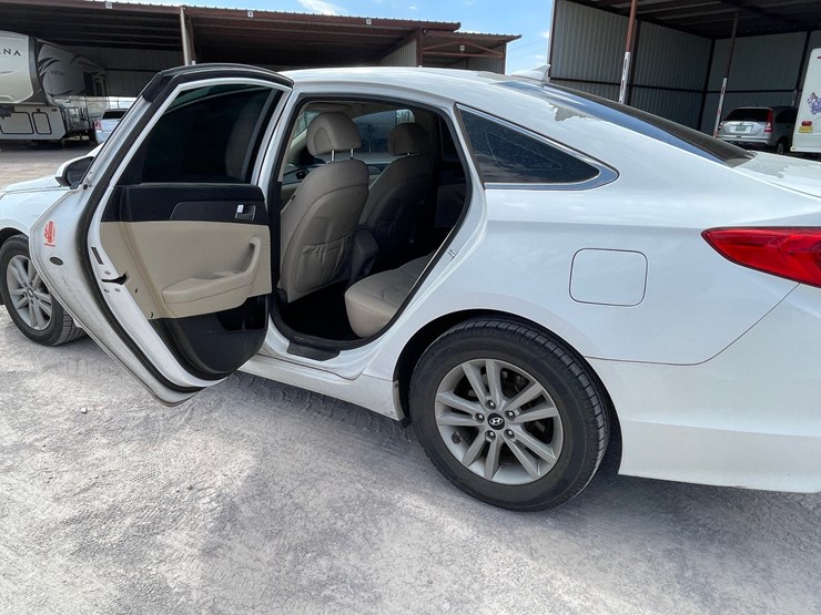 #160-•-2015-hyundai-sonata-(clean-tx-title)-image-54