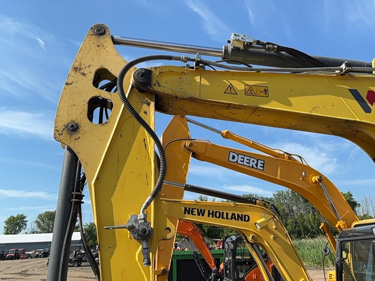 2017-wacker-neuson-et145-image-12