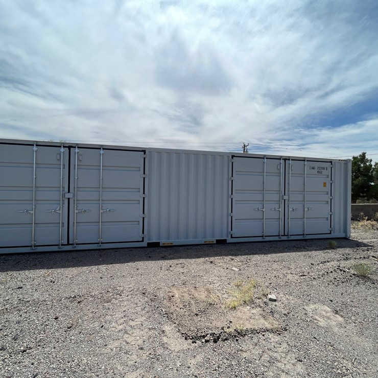 #101 • 40' High Cube Container
