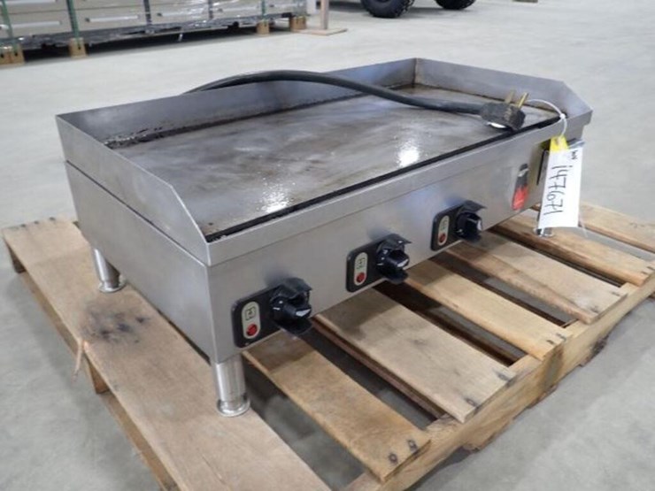 vollrath-cayenne-35-in.-commercial-electric-image-1