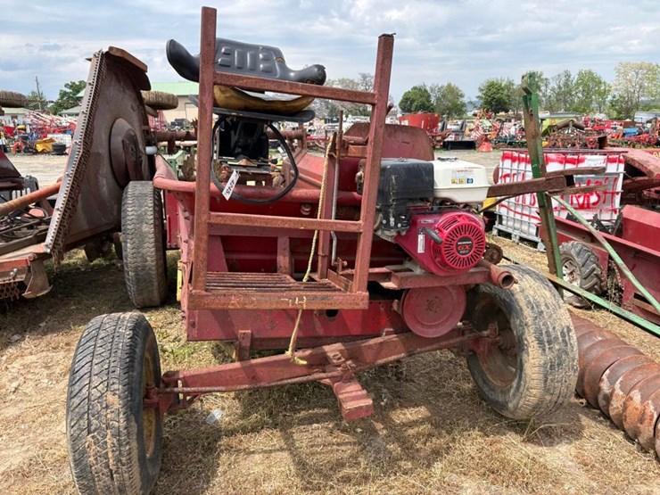 new-holland-manure-spreader-image-3