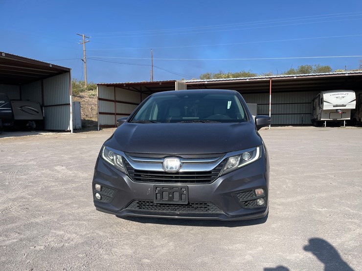 2018-honda-odyssey-image-2