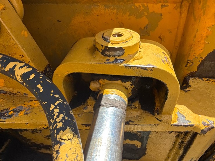 deere-550-image-12