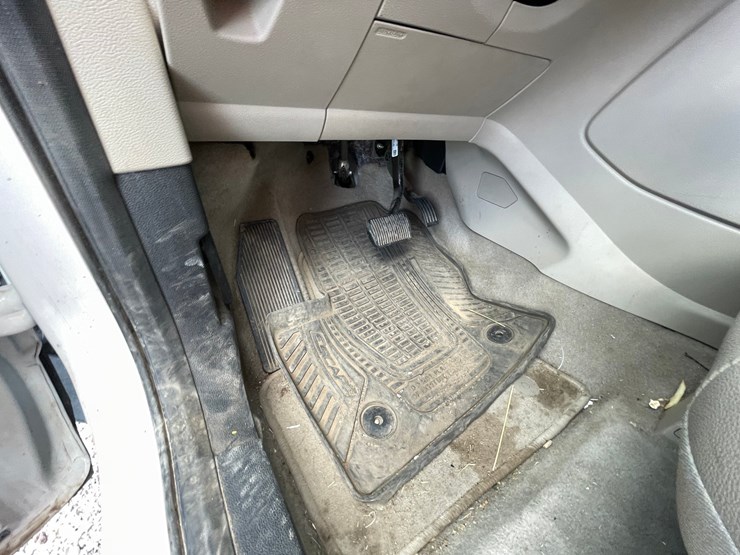 2016-ford-escape-image-50