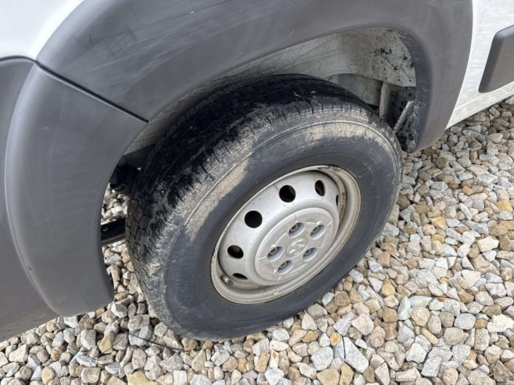 2019-dodge-1500-image-16