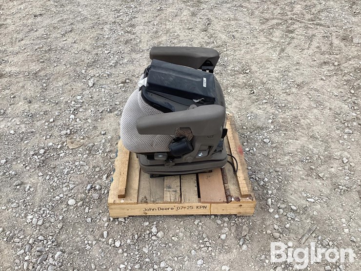 john-deere-6110m-image-2