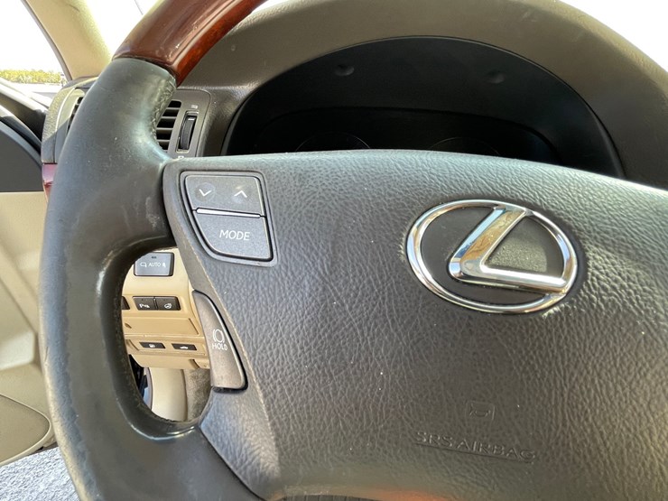 #163-•-2007-lexus-ls-460-(clean-nm-title)-image-129